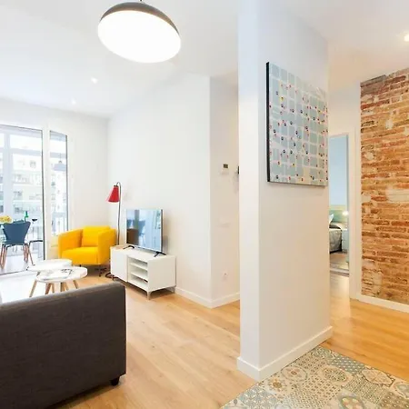 Gorgeous 4bed 4bath Close To Center * Barcelona