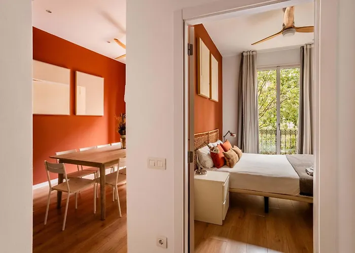 Апартаменты The Collection - Gorgeous 4bed 4bath Close To Center