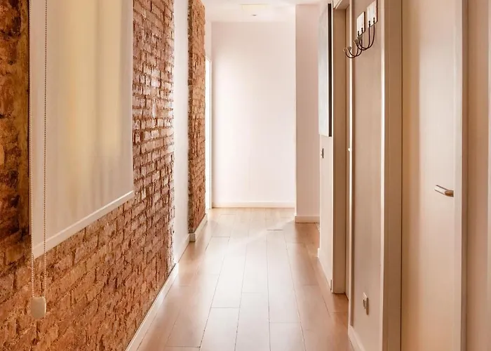 The Collection - Gorgeous 4bed 4bath Close To Center Апартаменты *